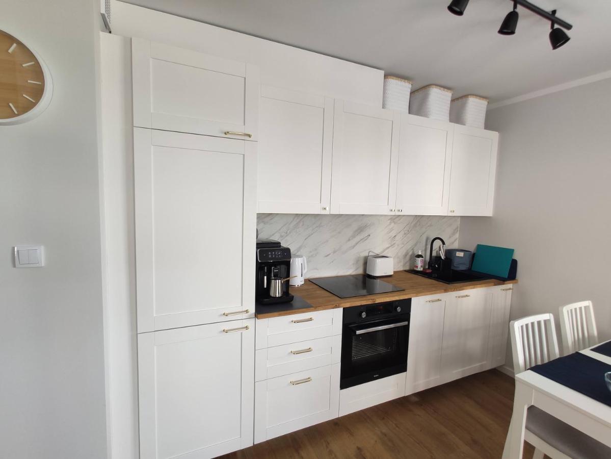 Апартаменты Apartament Azzurro Устроне-Морске Экстерьер фото